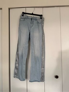 American Eagle Outfitters Light Blue Jeans with Silver Side Detail